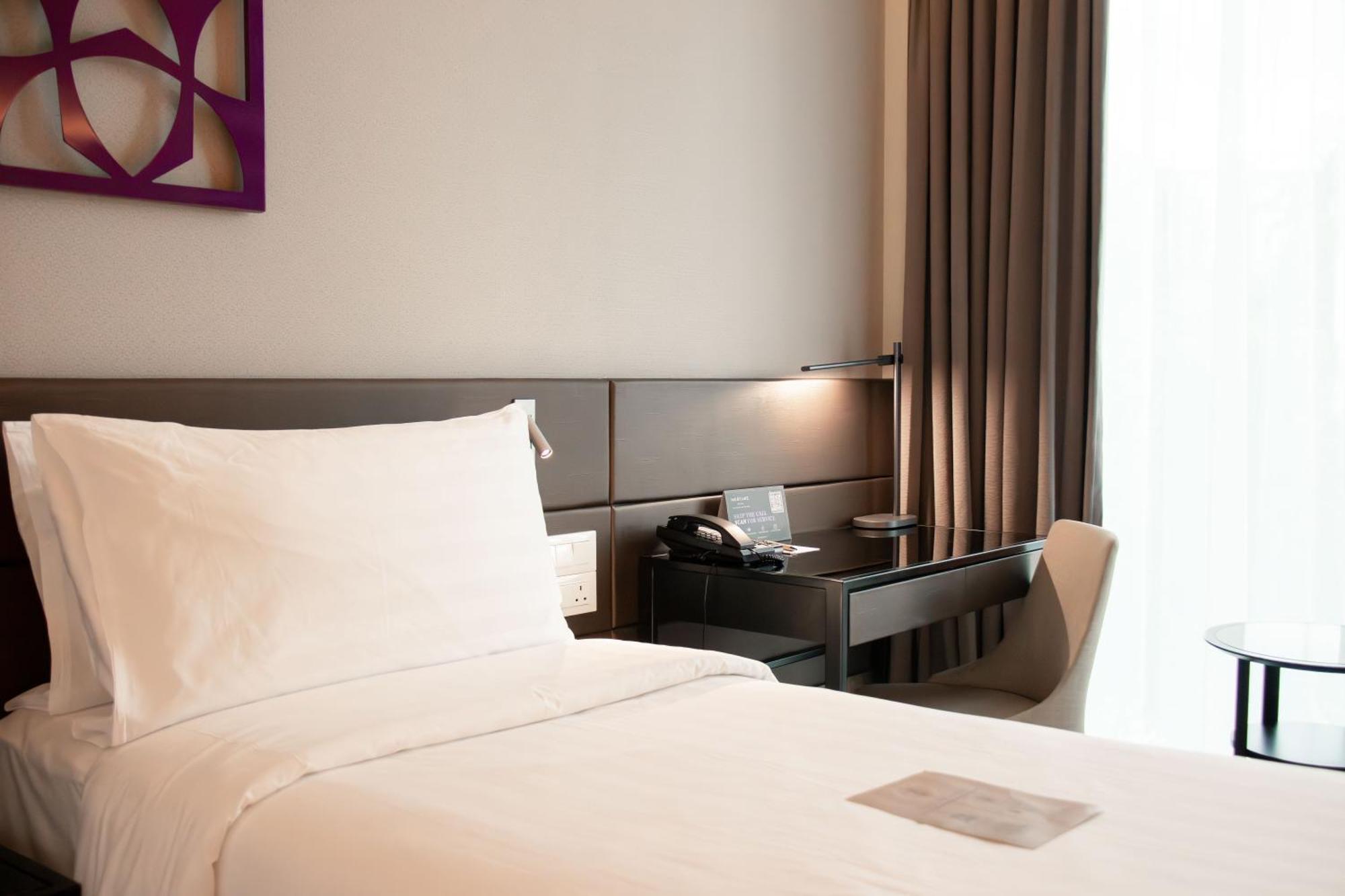 Mercure Singapore On Stevens Exteriör bild